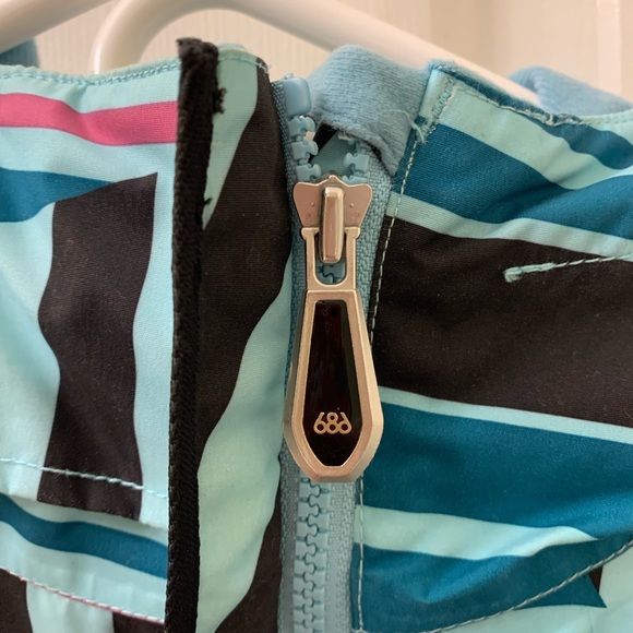 **686** Ski/Snowboard Jacket Sz: M - Picture 4 of 11